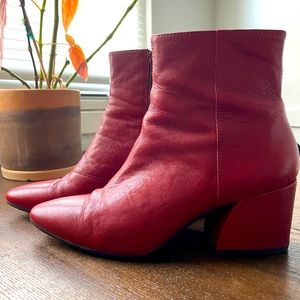 Vagabond Boots